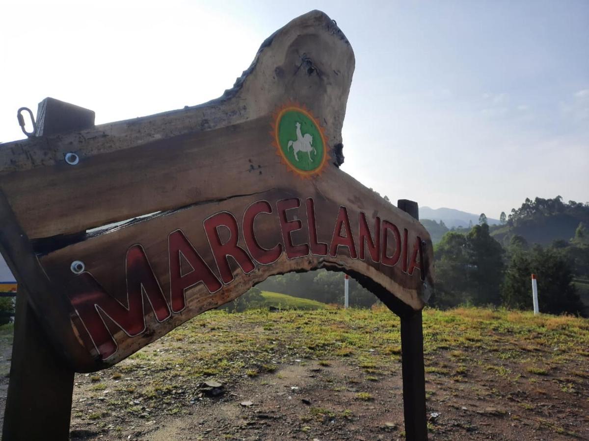 Finca Recreacional Marcelandia Santa Rosa de Cabal Dış mekan fotoğraf