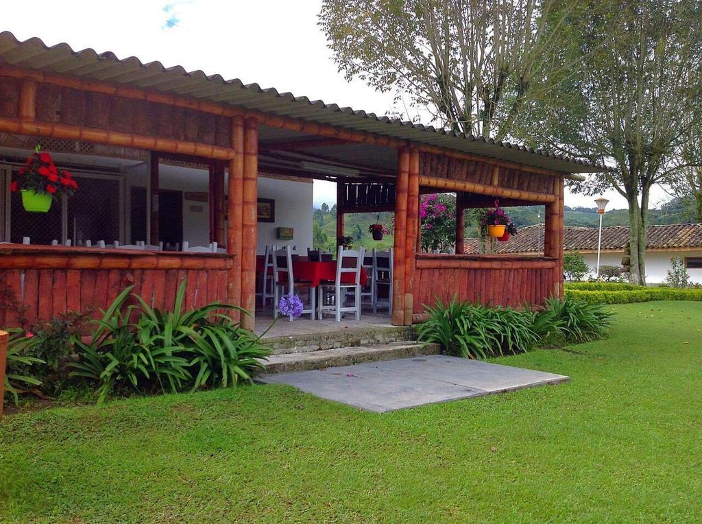 Finca Recreacional Marcelandia Santa Rosa de Cabal Dış mekan fotoğraf